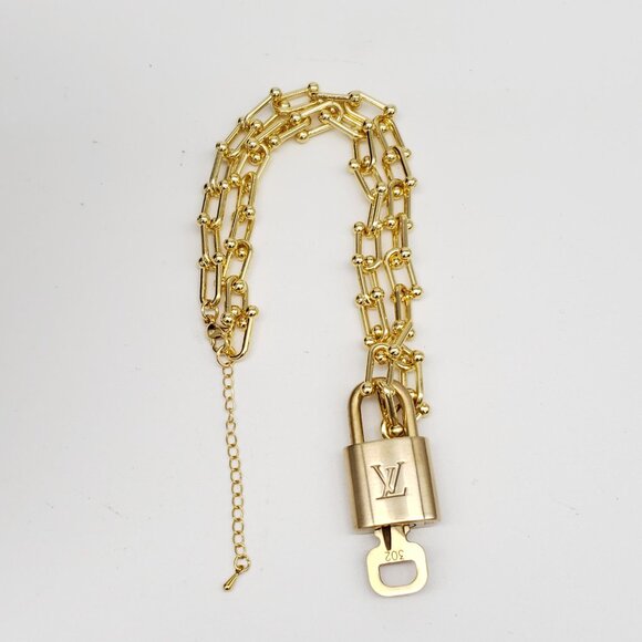 Authentic Louis Vuitton Gold Padlock with Unbranded Gold plated Chain - Picture 6 of 8